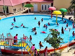 Trang Oasis Waterpark Hotel