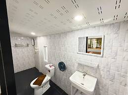Trang Oasis Waterpark Hotel