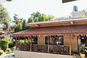 Jungle Safari Lodge