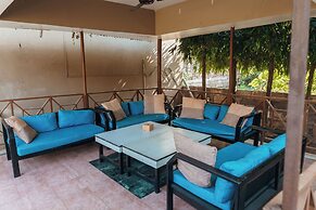 Jungle Safari Lodge