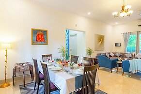 Alaya Stays 3 BHK with Pvt Pool-Daffodil