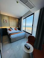 Diamond Palm Hotel & Resort