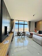 Diamond Palm Hotel & Resort