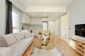 lUX Residence on High Floor 03