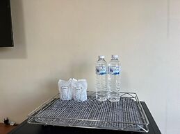 V Tharm Hotel