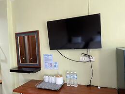 V Tharm Hotel