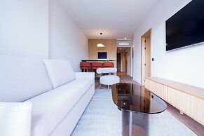 Iconic Suites