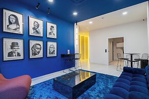 Iconic Suites