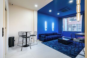Iconic Suites