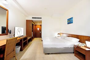 Central Place Hotel