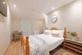 Pinetum Garden Cottages