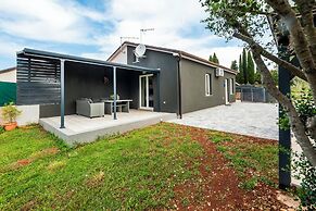Holiday House Sandi