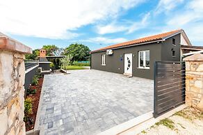 Holiday House Sandi