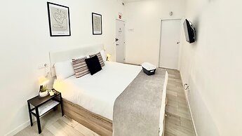 Cinco Torres Suites