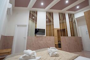 P.C. BOUTIQUE MEDINA H. CENTRO by ClaPa Group Dislocated Hospitality