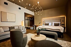 Balder Luxury Lodge & Glass Igloos