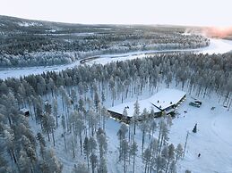 Balder Luxury Lodge & Glass Igloos