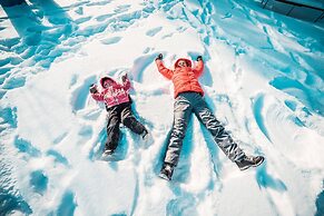 Balder Luxury Lodge & Glass Igloos