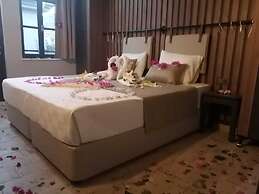 OLİVİA HOTEL