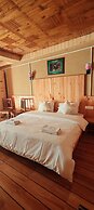 Tirthan Riverside Cottage