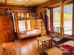Tirthan Riverside Cottage