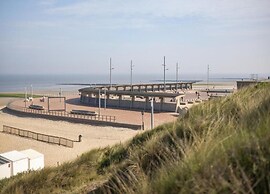 Apartment in Wenduine With Stunning Seaviews