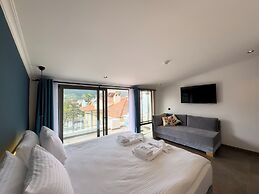 Nakas Hotel