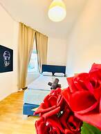 Spacious 4 BR Apt Perfect for Groups