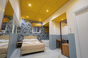 P.C. BOUTIQUE DE GASPERI by ClaPa Group Dislocated Hospitality