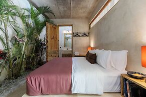 El Mambo Boutique Hotel