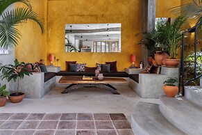El Mambo Boutique Hotel