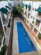 Luxury Apartment– Private Pool & Rooftop Jacuzzi