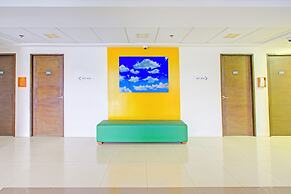 OYO 1144 1318 Residences