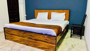 Hotel Bamleshwari