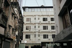 Hotel Momon