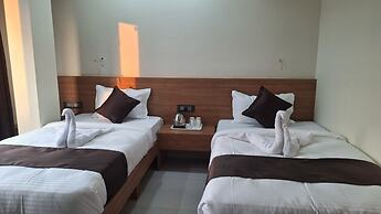 Hotel Momon