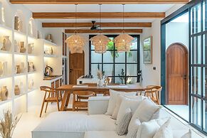 Casa Mochi