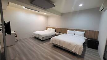 Star Yi Hotel