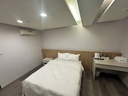 Star Yi Hotel