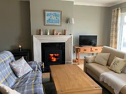Cozy Waterside Retreat Ballyvaughan 3