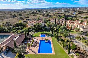 Monte Rei 2 bed Linked Villa