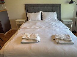 Injoy Hotel Elmia