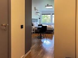 Injoy Hotel Elmia