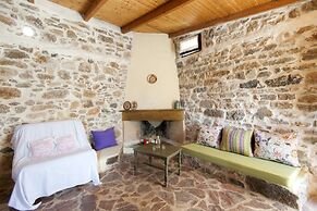 Orgon Farm Village Houses
