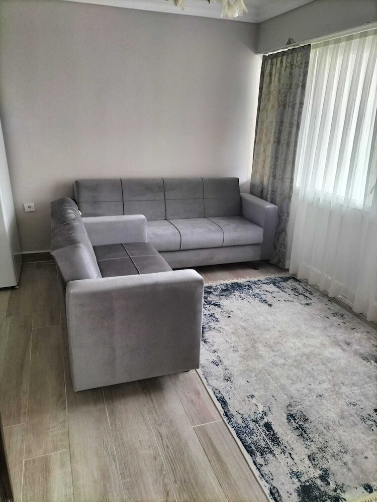 Peyda Apart