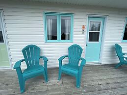Buoy & Arrow Restaurant and Suites