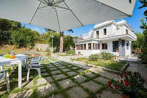 Estate4home - Villa Louise