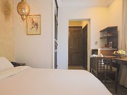 Al Wadi Hotel