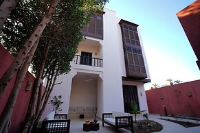 Al Wadi Hotel