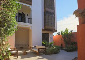 Al Wadi Hotel